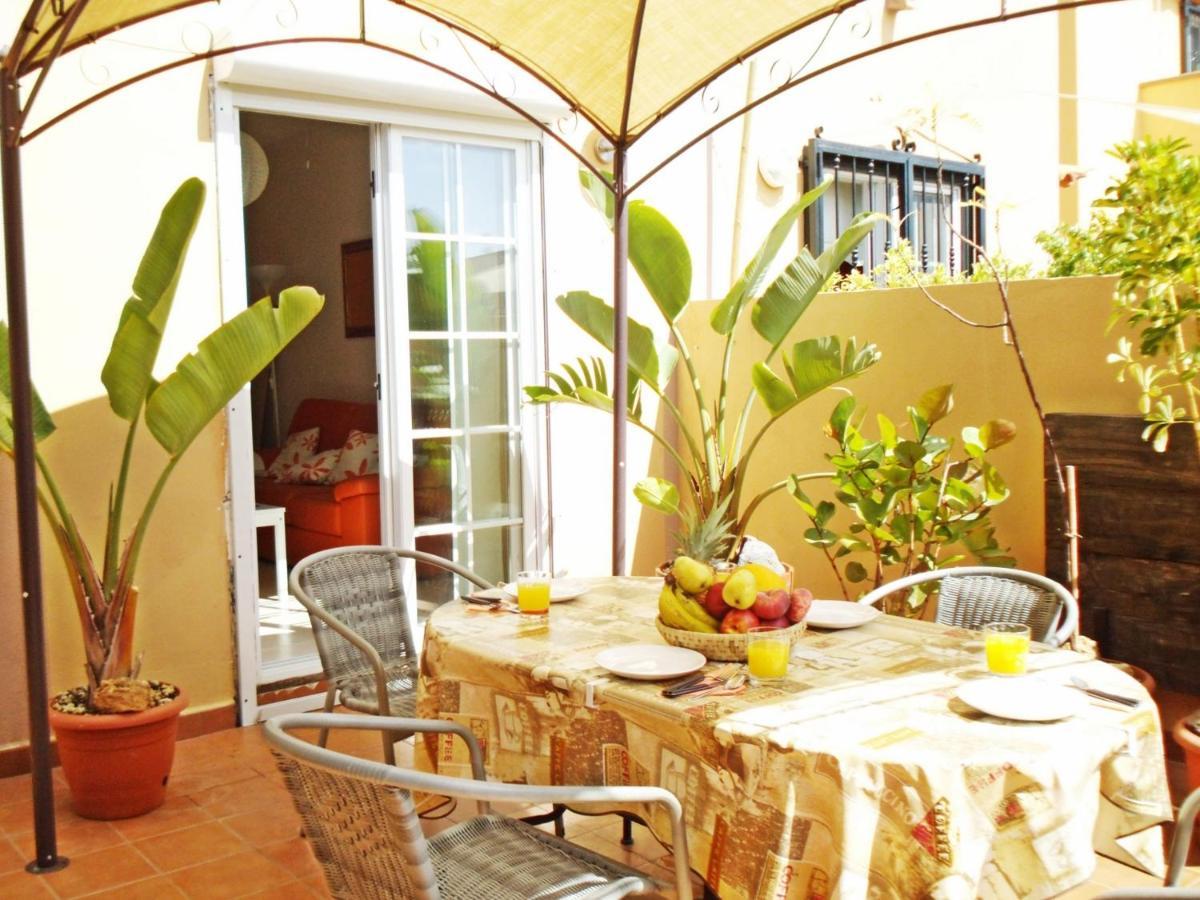 Remarkable 2-Bed House In Arona Arona  Εξωτερικό φωτογραφία