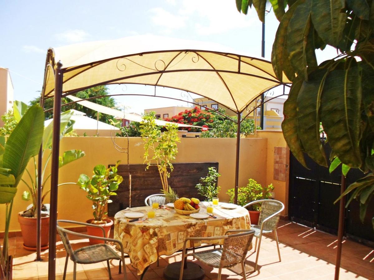 Remarkable 2-Bed House In Arona Arona  Εξωτερικό φωτογραφία