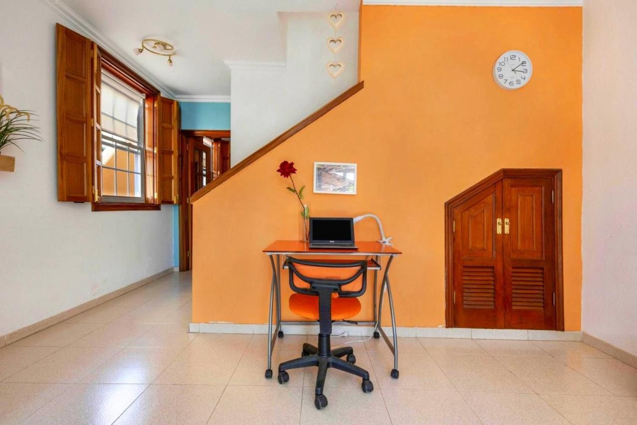 Remarkable 2-Bed House In Arona Arona  Εξωτερικό φωτογραφία