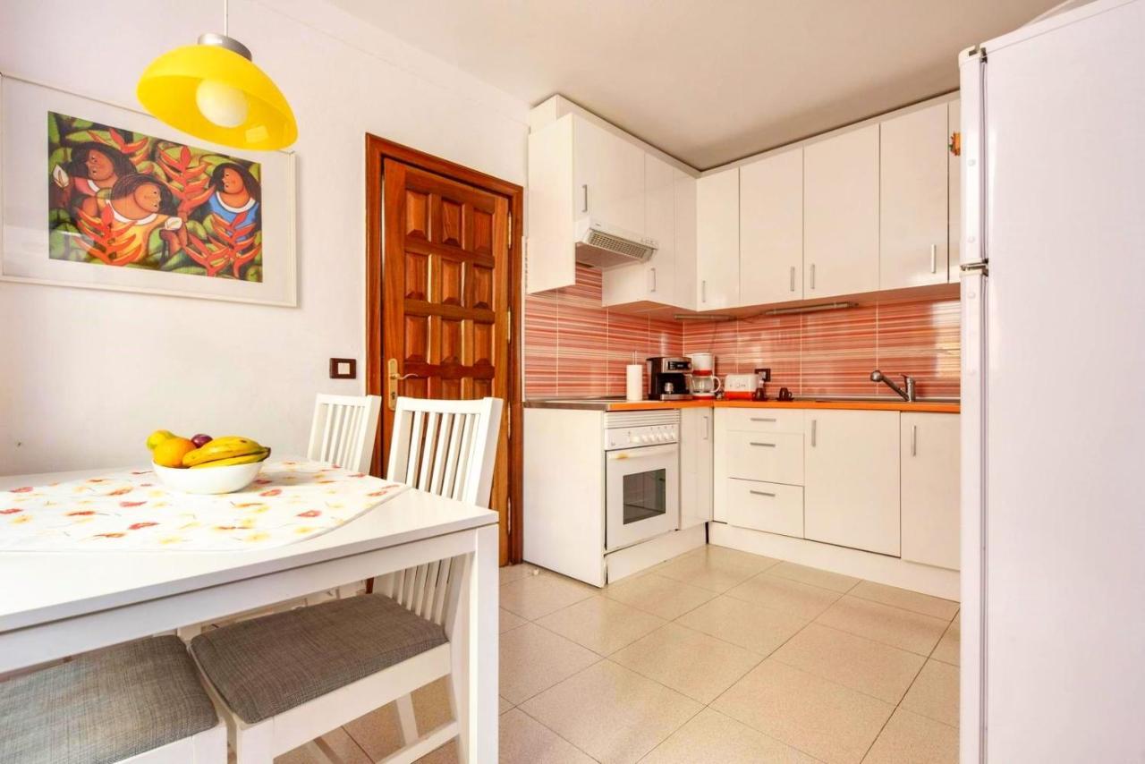 Remarkable 2-Bed House In Arona Arona  Εξωτερικό φωτογραφία